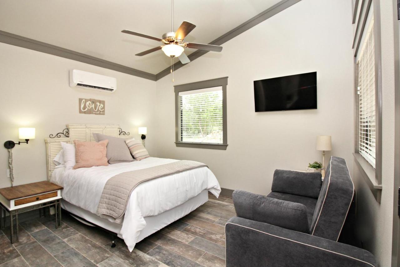 Green Acres Cottages - Wimberley Suite Eksteriør billede